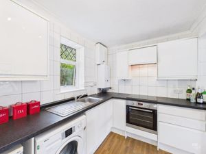 KITCHEN- click for photo gallery